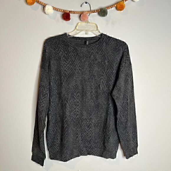 Athleta patterned pullover top - Picture 1 of 5